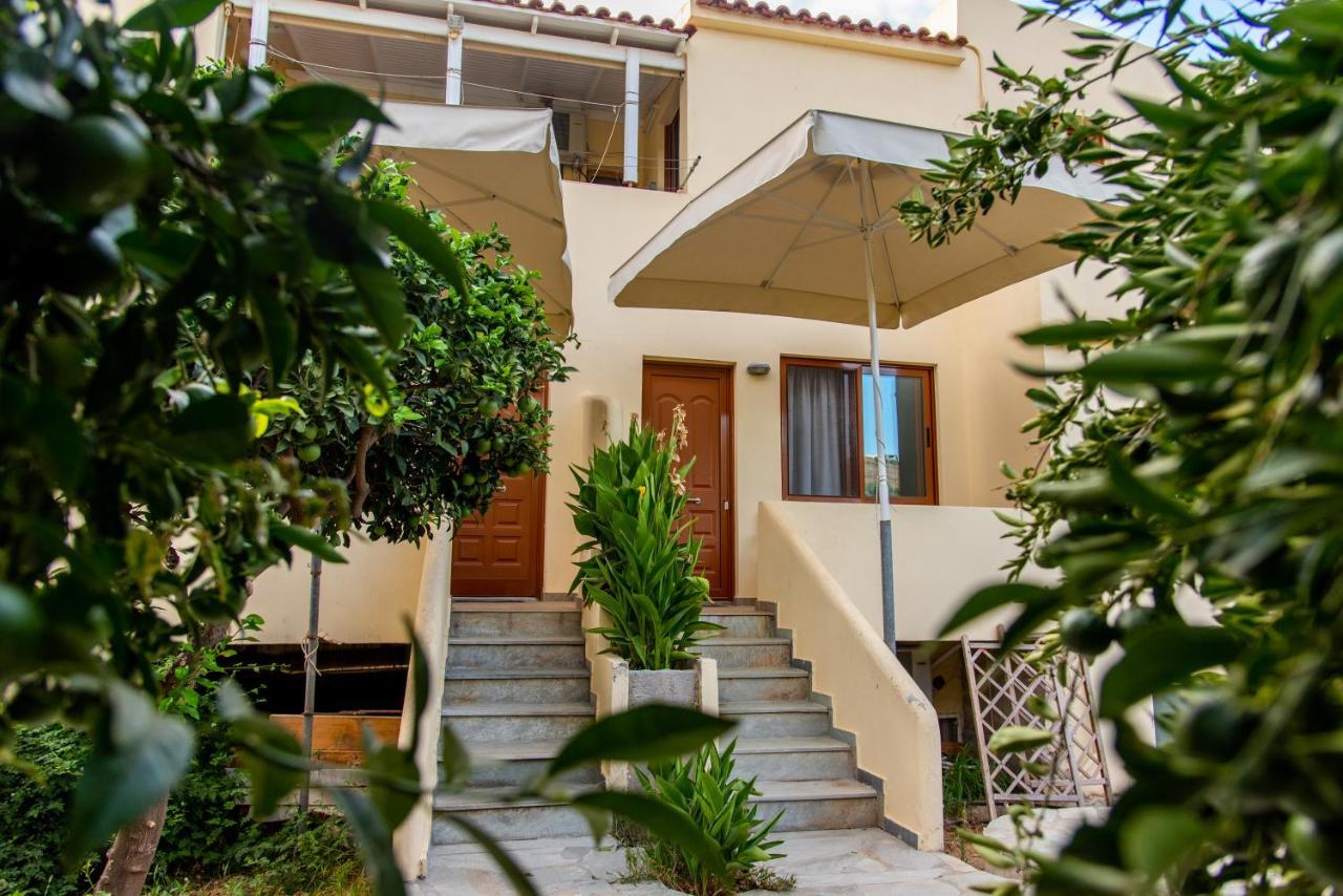 Holiday Rooms Otziás Exterior photo
