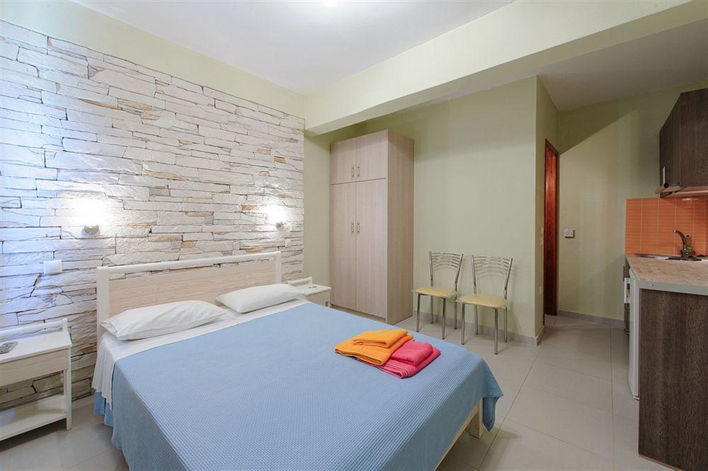 Holiday Rooms Otziás Exterior photo